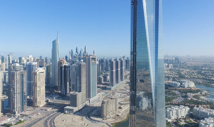 img-uptown-tower-and-jlt